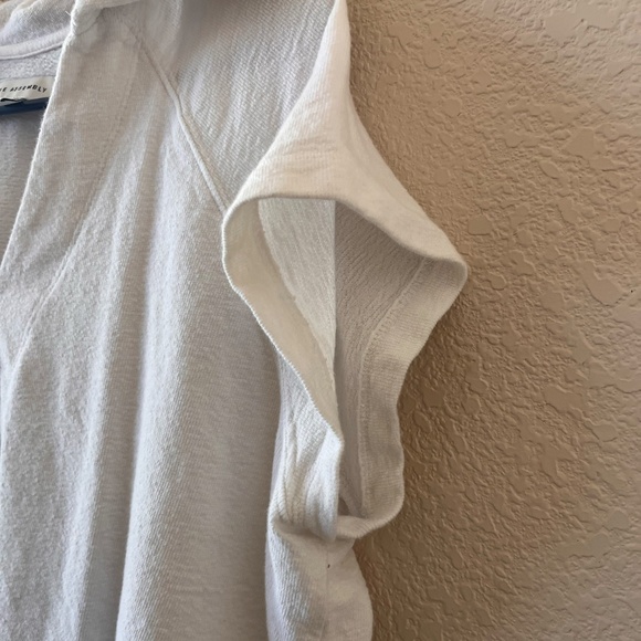 Free Assembly White Collared T-shirt - Picture 6 of 8